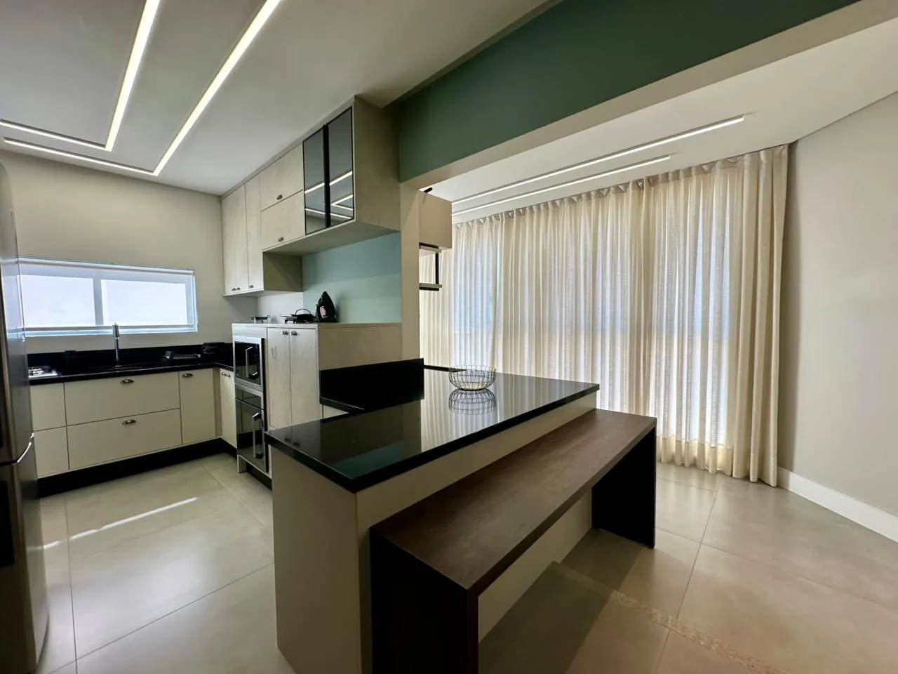 Imagem Apartamento com vista para o mar à venda com 115m2 por R$ 1.800.000,00
