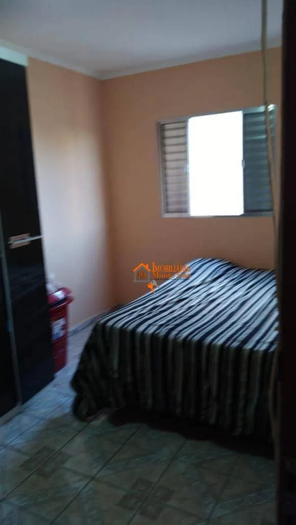 Imagem Apartamento com 2 dormitórios à venda, 74 m² por R$ 250.000,00 - Jardim Iporanga - Guarulhos/SP