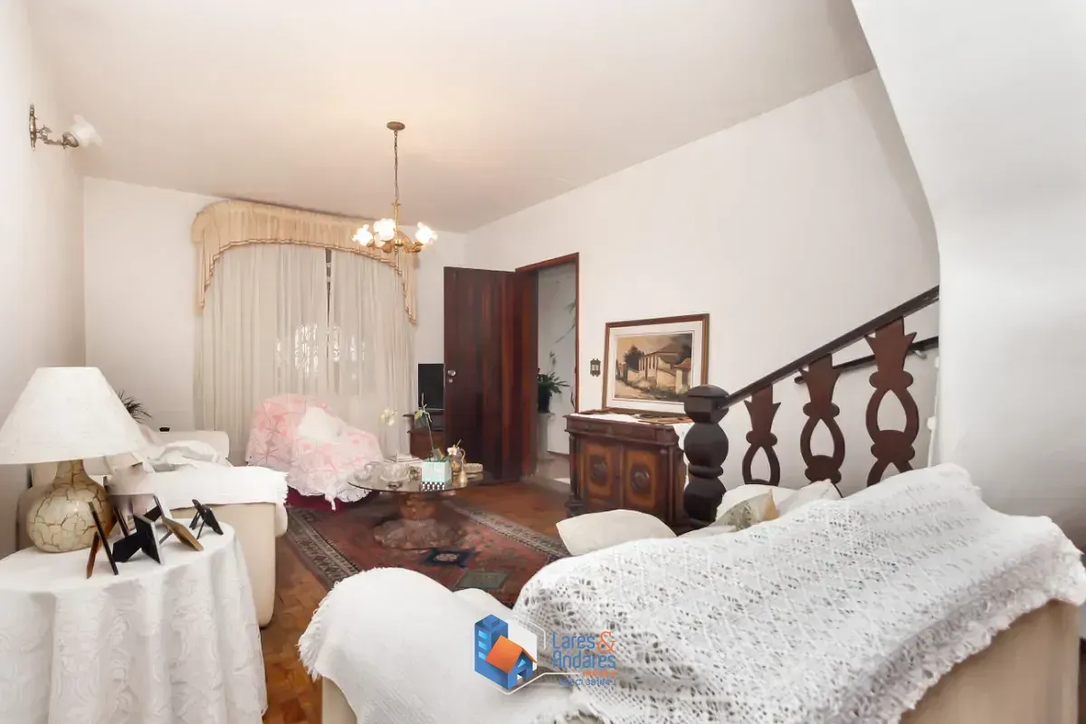 Imagem Sobrado para venda em Vila Firmiano Pinto com 3 quartos, sendo 1 suíte, 132m²