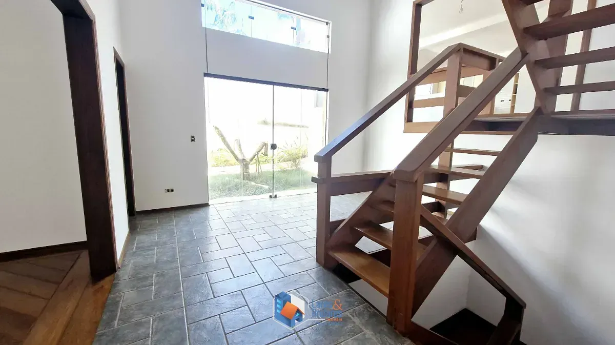 Imagem Casa para venda em Tremembé com 4 quartos, sendo 2 suítes, 473m²