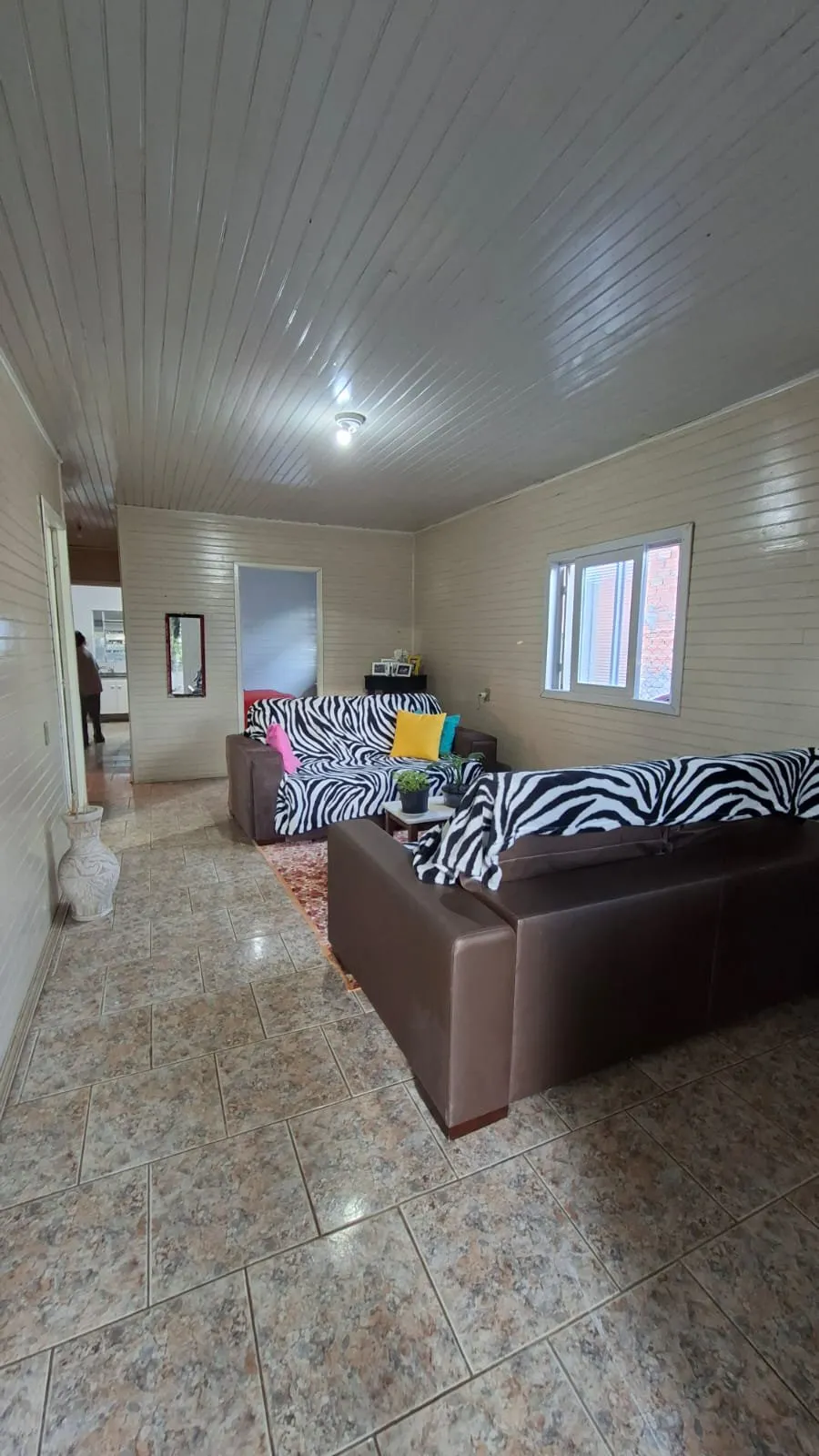 Imagem Casa com amplo pátio e excelente espaço no bairro Mendanha!