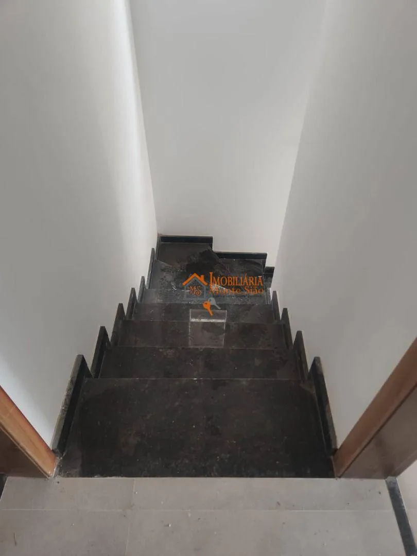 Imagem Sobrado com 2 dormitórios à venda, 74 m² por R$ 405.000,00 - Jardim Amazonas - Itaquaquecetuba/SP