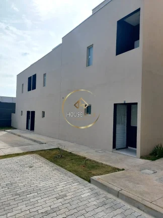 Imagem Casa Sobrado 2 dormitórios com quintal, 1 vaga, Sjc.