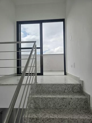 Imagem Sobrado Triplex a venda com 3 quartos no Abranches