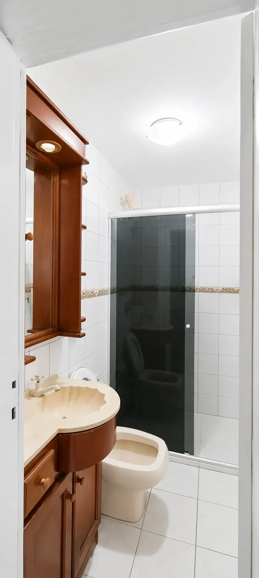 Imagem Apartamento com 2 Quartos à Venda, Locação ou Temporada, 87 m² em Centro - Florianópolis