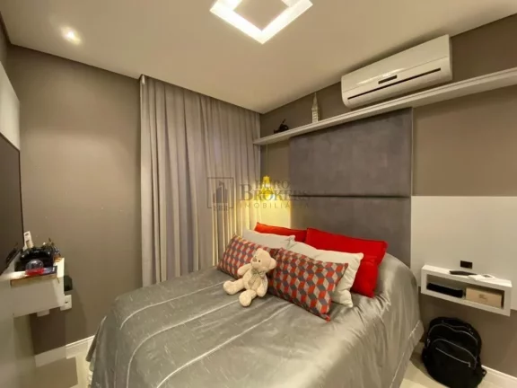 Imagem Apartamento com 3 suítes à venda no Centro de Balneário Camboriú/SC