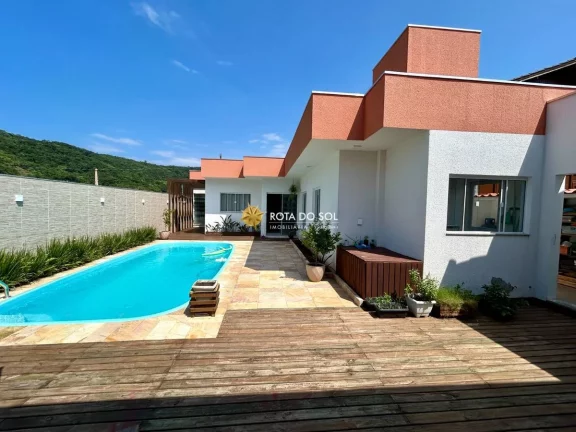 Imagem Acqua di Zimbros Casa 2 suítes à venda com piscina Bombinhas SC
