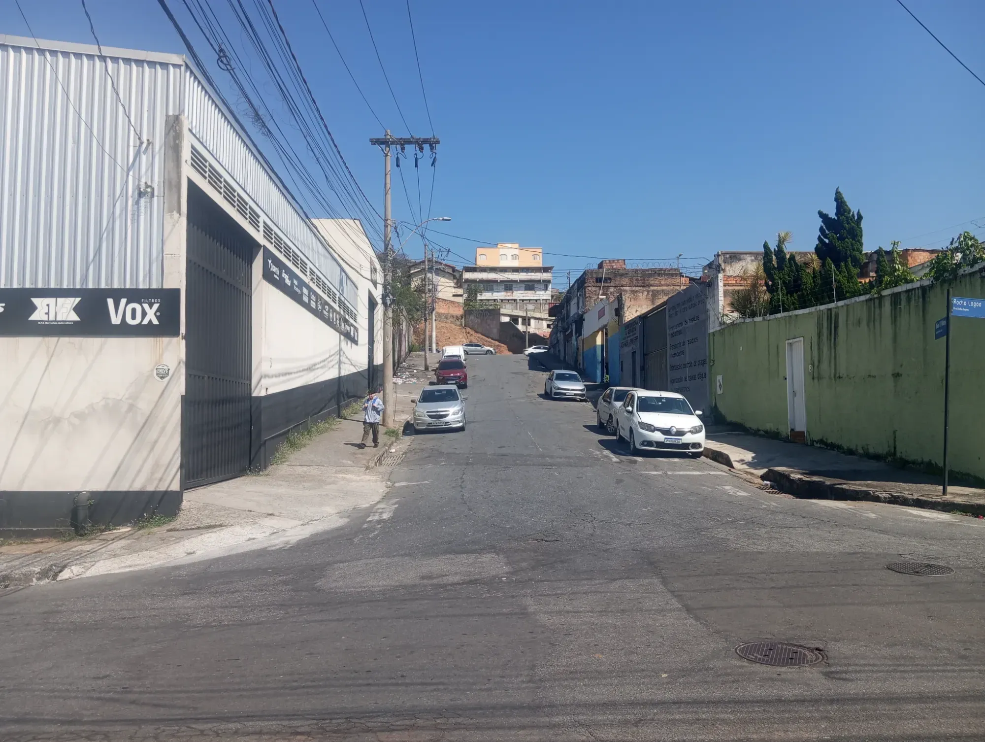 Foto do imóvel: Terreno à Venda, 1.280 m² em Cachoeirinha - Belo Horizonte em Rua Rocha Lagoa, nº 320. Nova Cachoeirinha, Belo Horizonte - MG