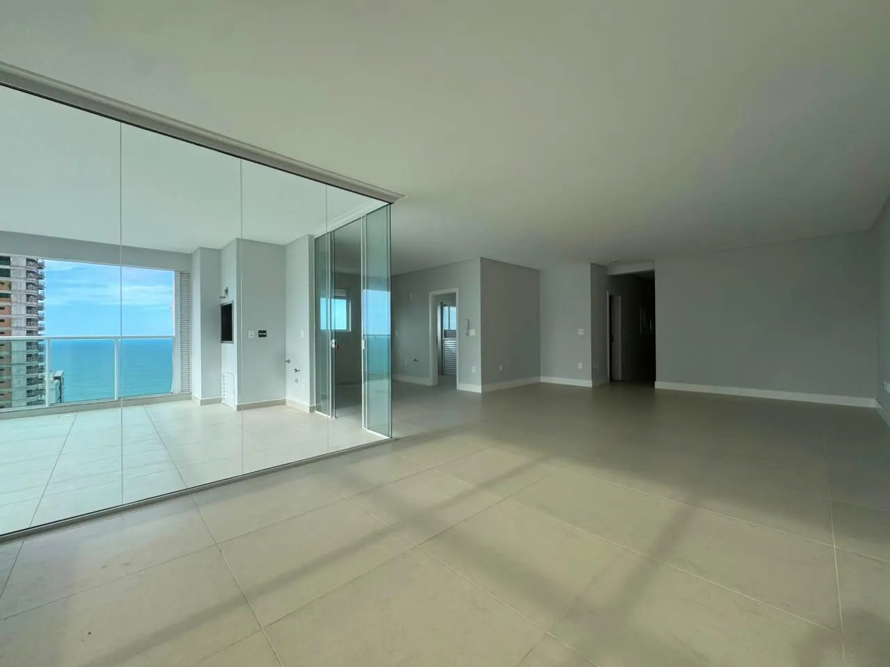 Imagem Apartamento à venda com 160m2 por R$ 2.800.000,00