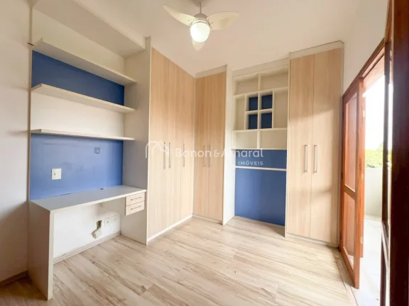 Imagem Sobrado com 4 suítes. Esse sobrado reúne amplitude, conforto e uma localização estratégica em B...