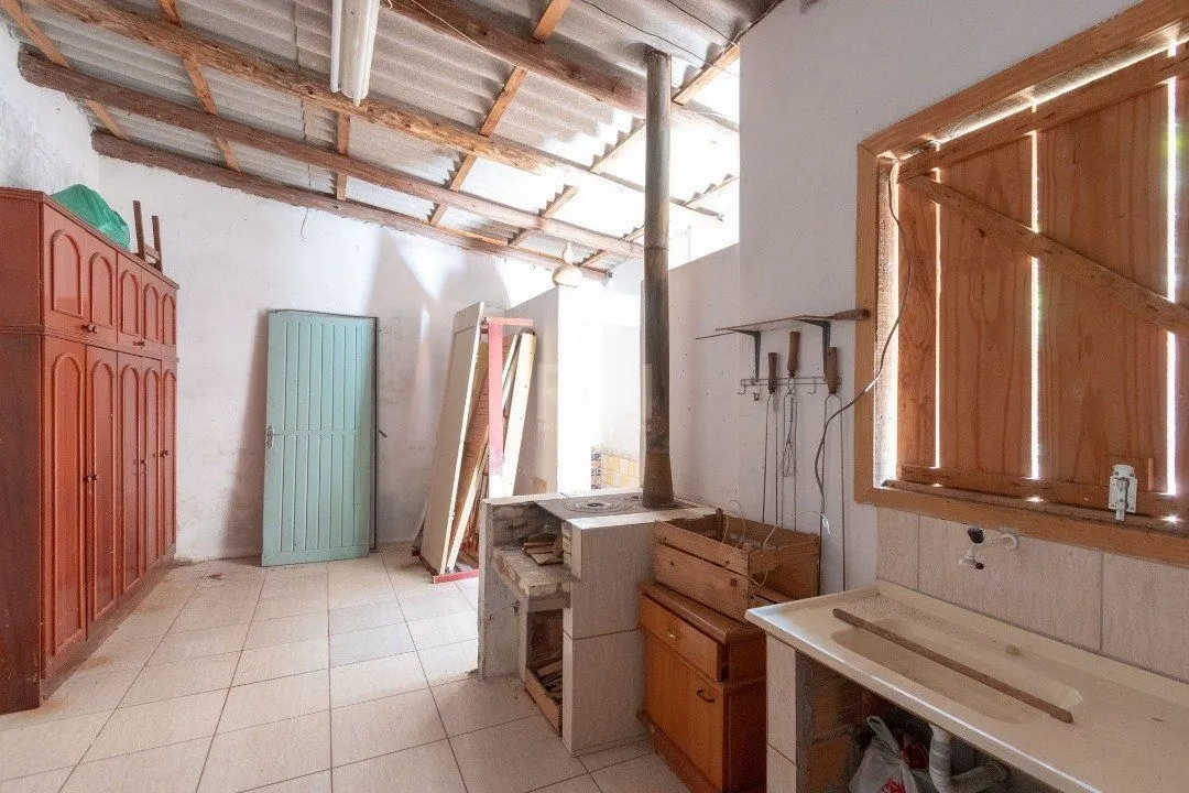 Imagem Casa para Venda - 220m², 3 dormitórios, sendo 2 suites, 2 vagas - Coronel Aparício Borges