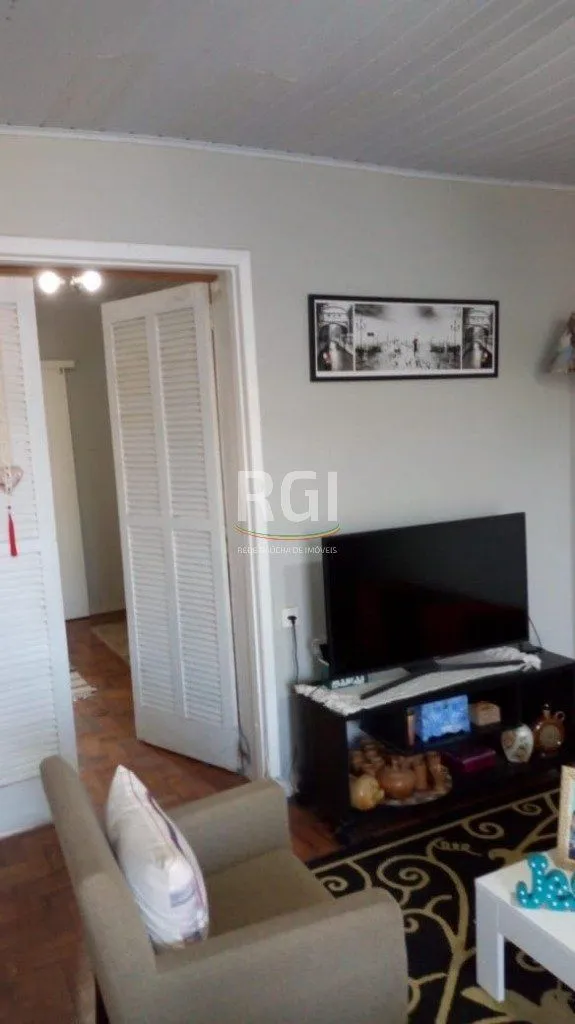 Imagem Casa para Venda - 65m², 3 dormitórios, 3 vagas - São José