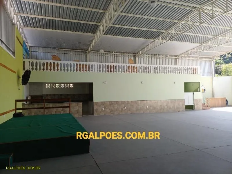 Imagem Galpão para Venda em MAGÉ, PRAIA DE OLARIA, 2 banheiros