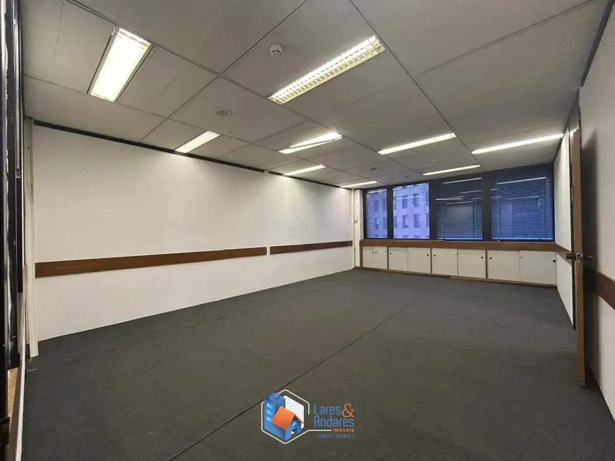 Imagem Conjunto comercial para venda em Chácara Santo Antônio (Zona Sul), 526m²