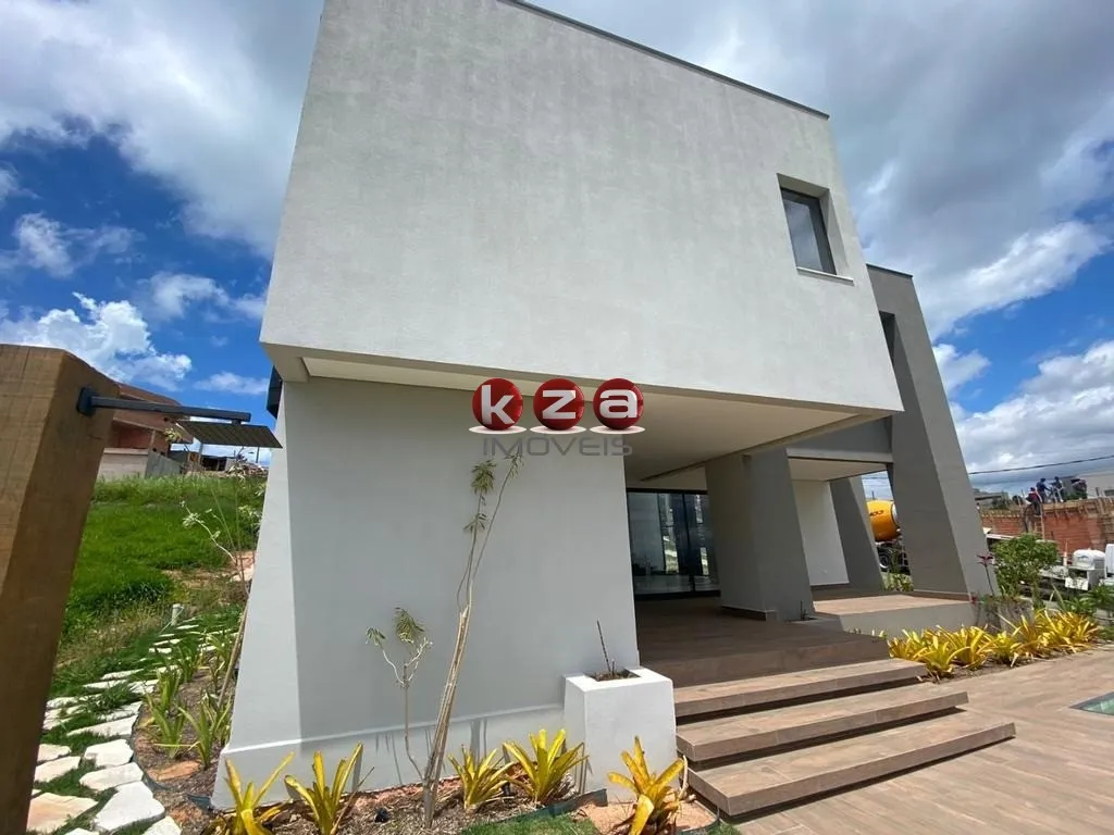 Imagem Casa de Luxo em Condomínio Campo de Toscana, Vinhedo-SP: 4 Quartos, 4 Suítes, 3 Salas, 6 Banheiros, 6 Vagas, 328m². Venda ou Locação.