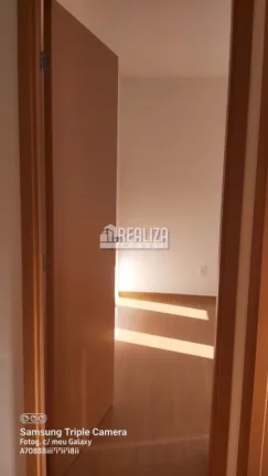 Imagem Apartamento de 2 dormitórios no Condomínio Residencial Turim, no bairro Recreio dos Bandeirantes, Uberaba: Oportunidade imperdível!