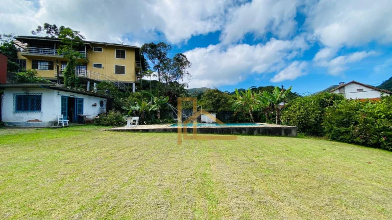 Imagem Casa com 3 dormitórios sendo 2 suítes à venda, 161 m² Carlos Guinle - Teresópolis/RJ