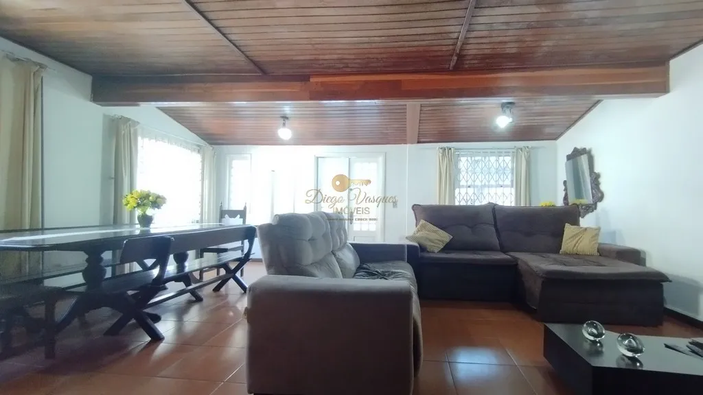 Imagem Casa para Venda em Teresópolis / RJ no bairro Alto