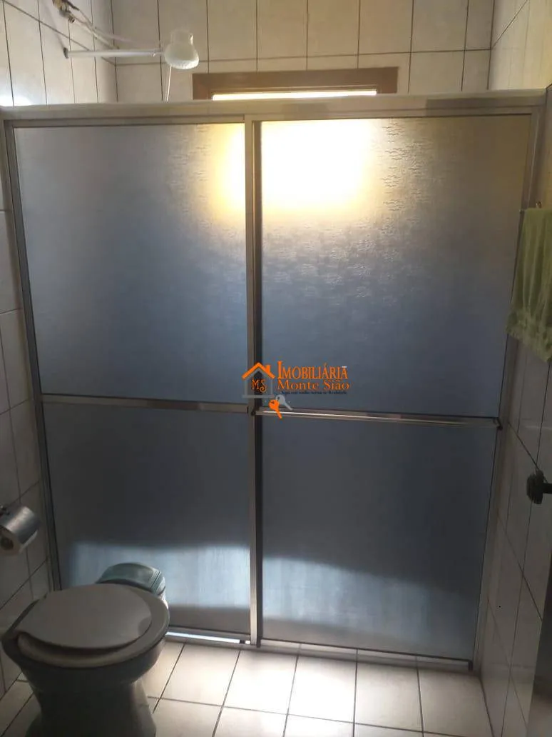 Imagem Sobrado com 3 dormitórios à venda, 300 m² por R$ 530.000,00 - Jardim Paraventi - Guarulhos/SP