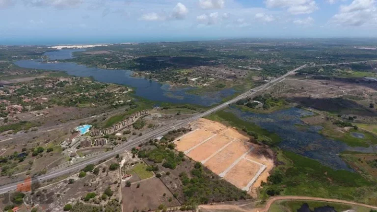 Imagem Terreno a Venda no bairro Centro - Aquiraz, CE