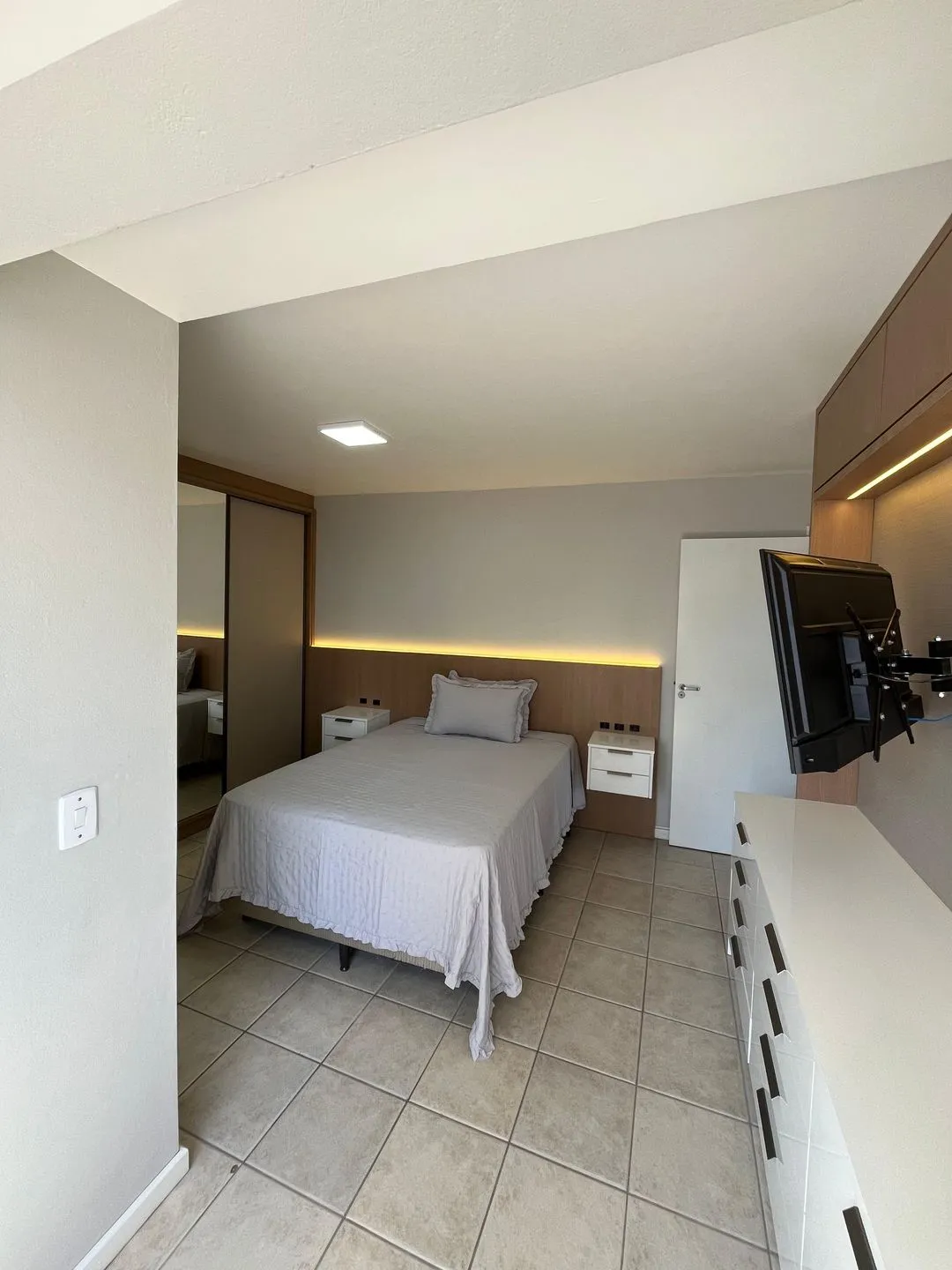 Imagem Apartamento à venda em Torres, Centro, com 2 quartos, 77,66m2
