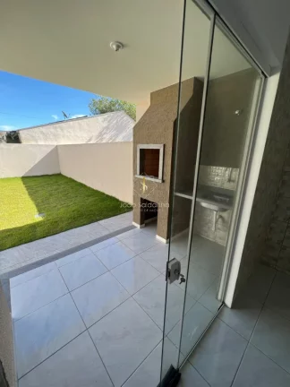 Imagem Casa a venda a 1 quadra do Mar, localizada no Balneário Nereidas.