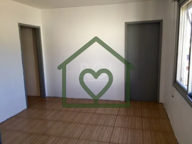 Imagem Apartamento localizado no bairro Bom Jesus, com 85m² no 2º andar, frente. Imóvel com 3 dormitóri...