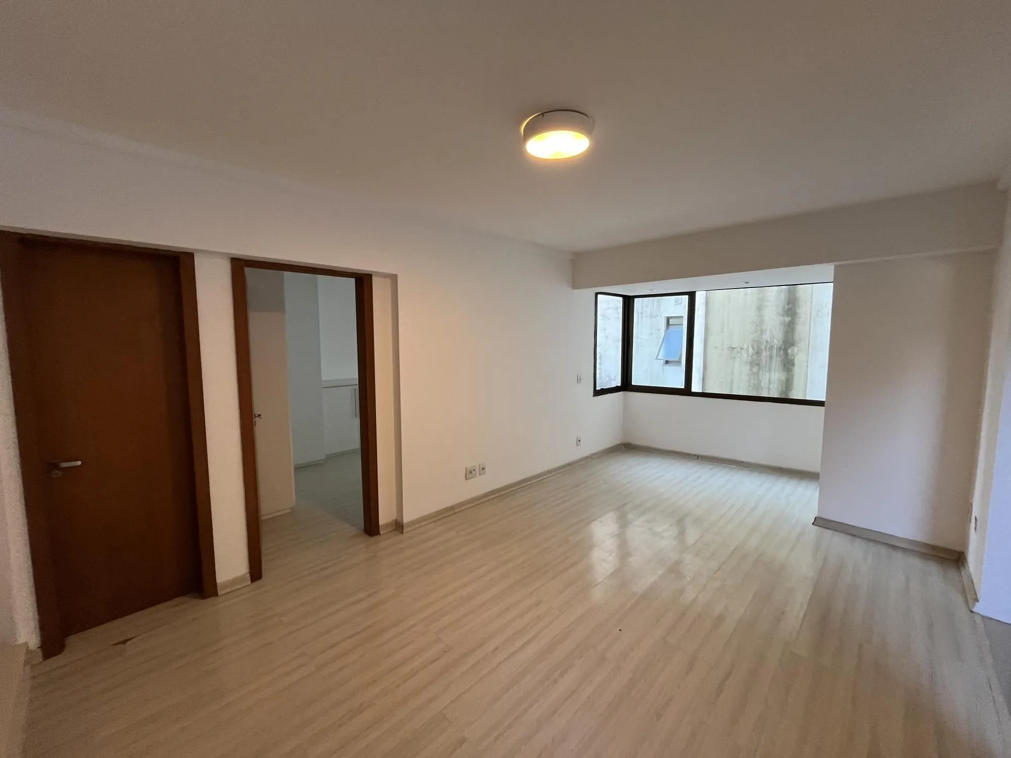 Imagem Apartamento de um quarto no bairro São João em Porto Alegre