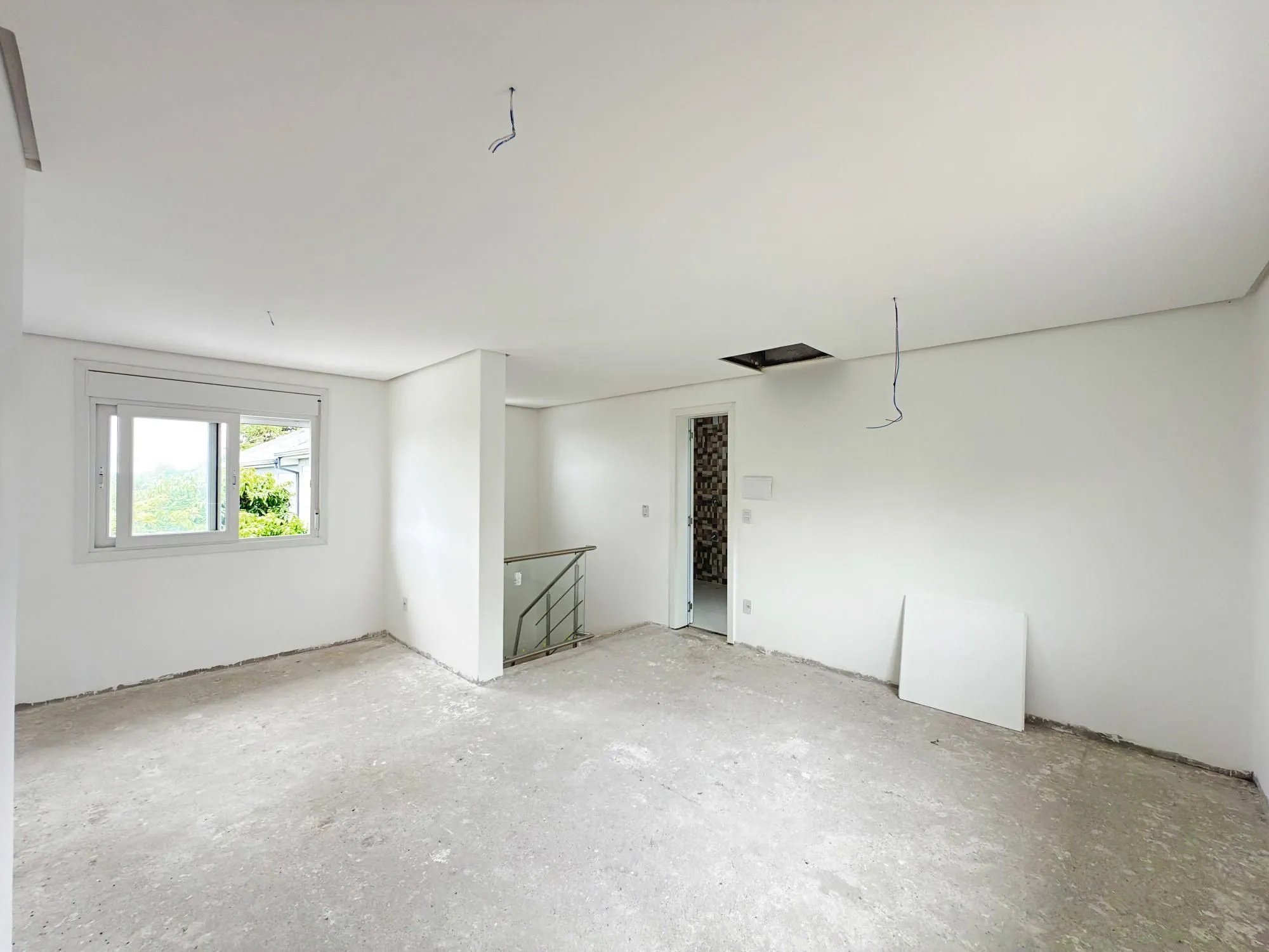 Imagem Vende-se casa em condomínio com 4 dormitórios (2 suítes), 3 vagas - Tristeza