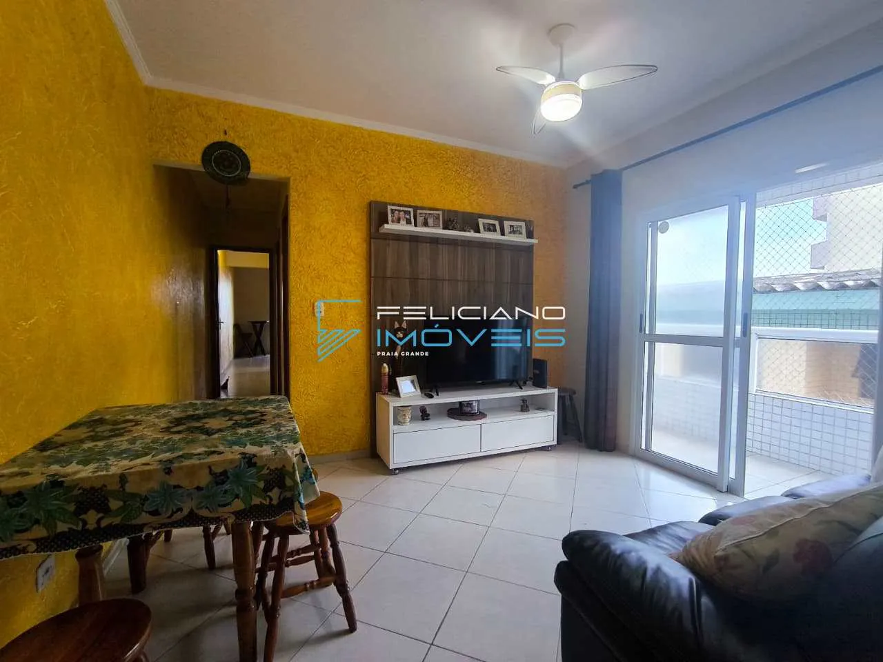 Imagem Apartamento com 2 quartos, Caiçara, Praia Grande - R$ 600 mil, Cod: 7455