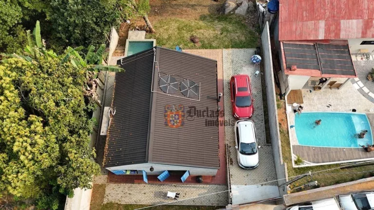Foto do imóvel Casa com 2 dormitórios à venda, 100 m² por R$ 685.000,00 - Estância Santa Maria do Portão - Atibaia/SP