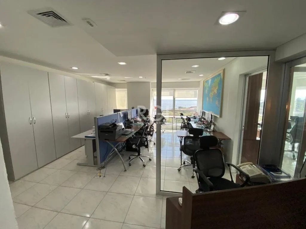 Imagem Salas Comerciais ,Imóvel MOBILIADO com 121m²