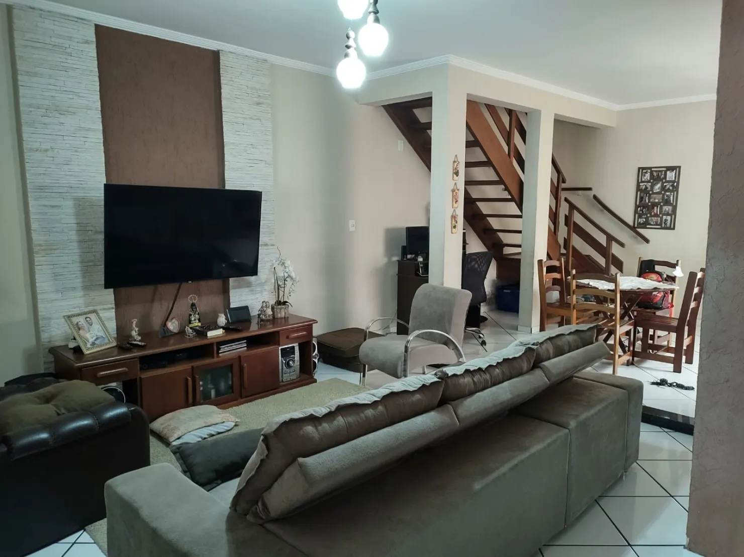 Imagem Casa à venda 2 Quartos, 2 Vagas, 210M², Cidade Industrial, Lorena - SP