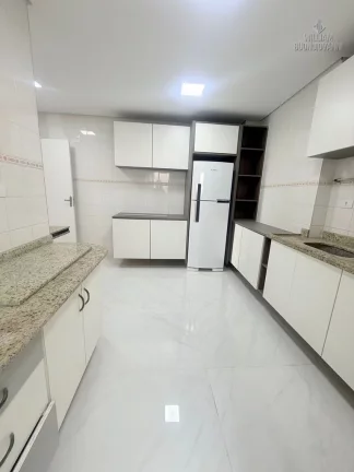 Imagem Cobertura Reformada com Espaço Gourmet - Vila Tupi, Praia Grande-SP