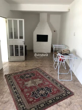 Imagem Linda casa de cinco dormitórios no bairro Nossa Senhora de Lordes.