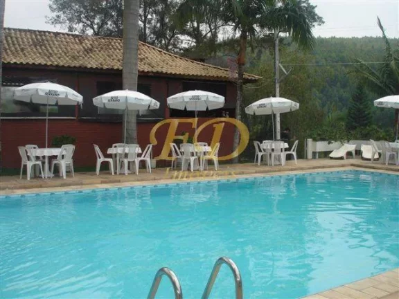 Imagem Sítio de Alto Padrão em Mairiporã / Terra Preta