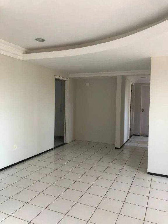 Imagem Apartamento Amplo na Avenida Epitácio Pessoa com 2 Quartos, Lazer Completo e 2 Vagas - Agende Sua Visita!