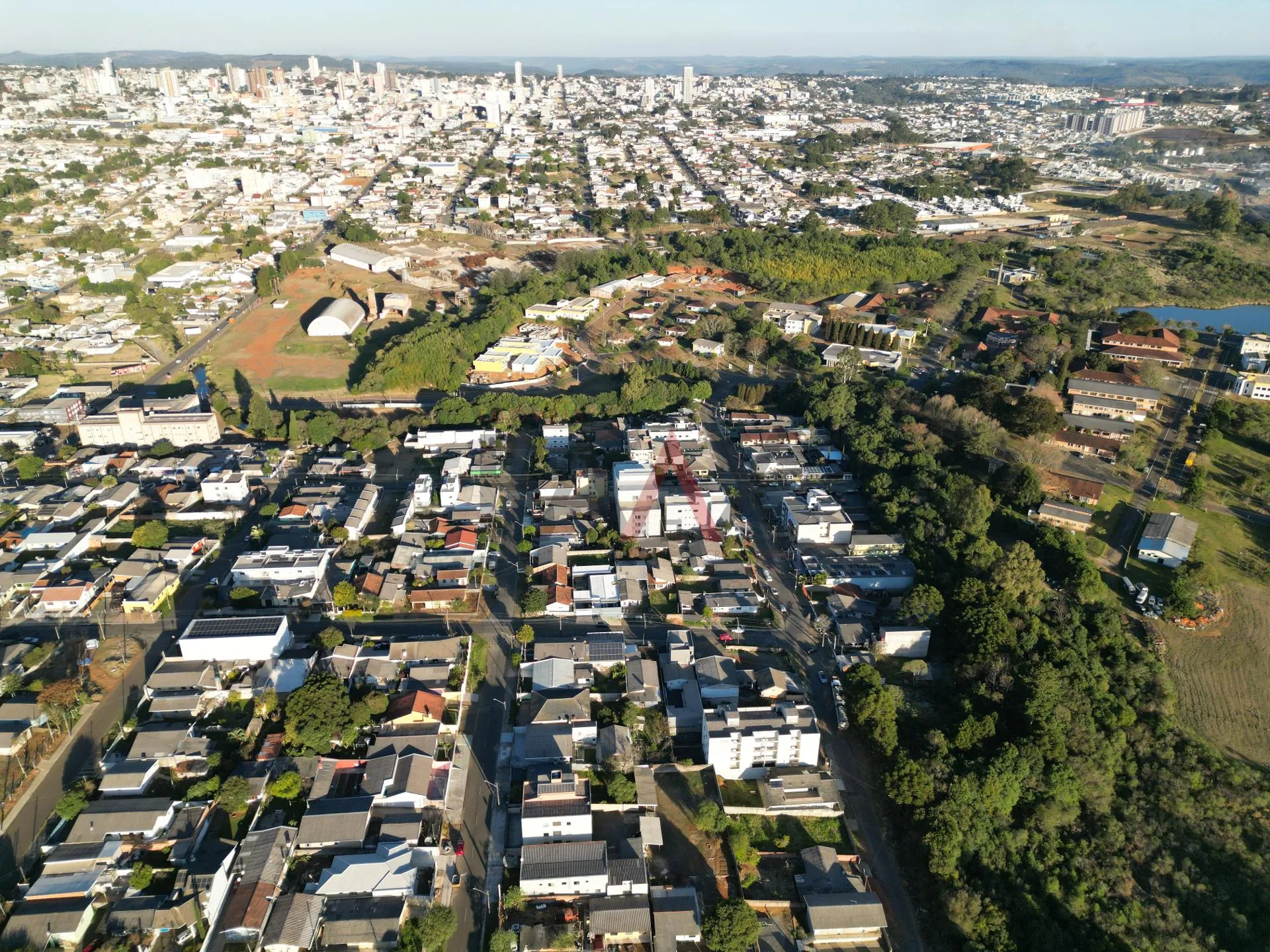 Imagem Ótimo terreno á venda na Vila Carli com ótima localização em Guarapuava