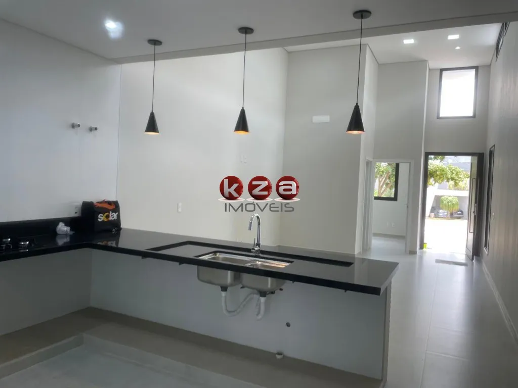 Imagem Casa de Luxo em Condomínio: 3 Quartos, 3 Suites, 3 Salas - Campinas-SP, Condomínio Residencial Luzern Swiss Park - 200m²