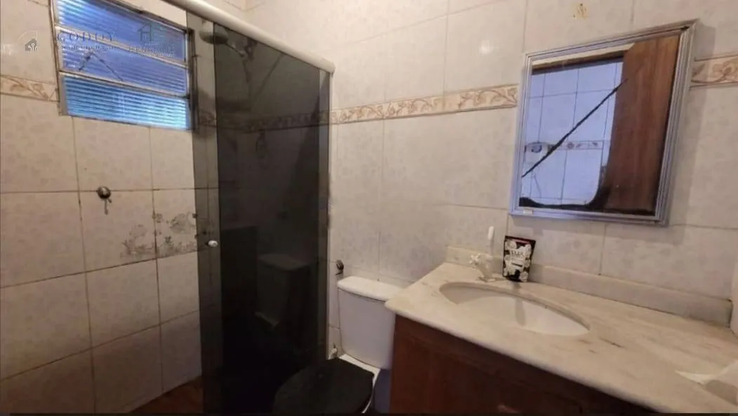 Imagem Amplo Sobrado com Suíte, Edícula e Quintal com Churrasqueira