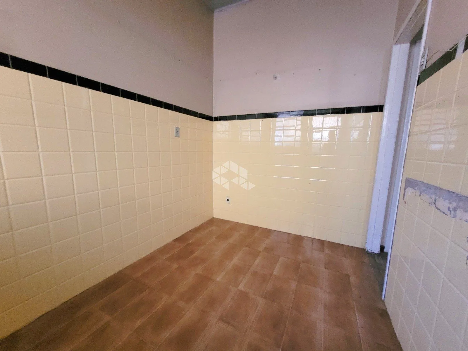 Imagem Duplex à venda em Porto Alegre, Jardim Botânico, com 3 quartos, 130m2