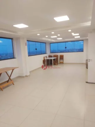Imagem Apartamento a venda enfrente ao metro Patriarca com 2 dormitórios, sacada
