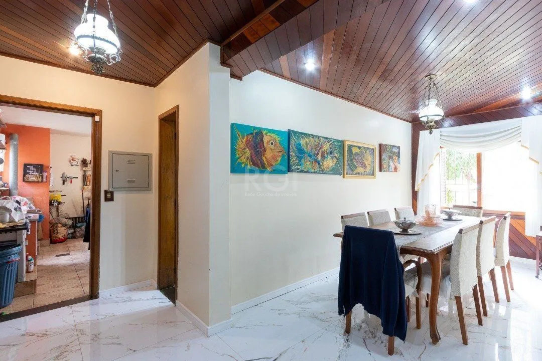 Imagem Casa Condominio para Venda - 386m², 3 dormitórios, sendo 2 suites, 2 vagas - Espirito Santo