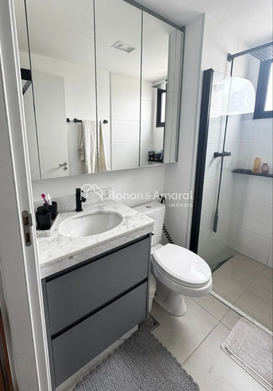 Imagem "Luxuoso Apartamento com Varanda Gourmet e Vista Deslumbrante no Taquaral"