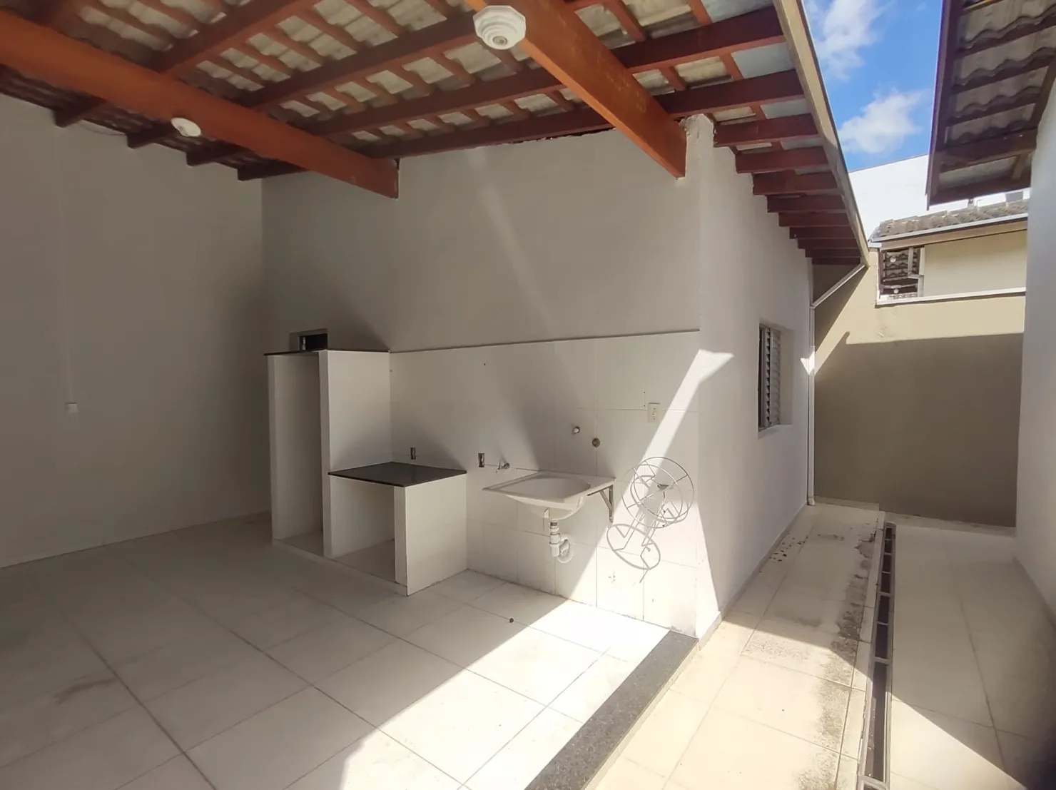 Imagem Casa à venda 3 Quartos, 1 Suite, 2 Vagas, 225M², Nossa Senhora do Perpétuo Socorro, Pindamonhangaba - SP