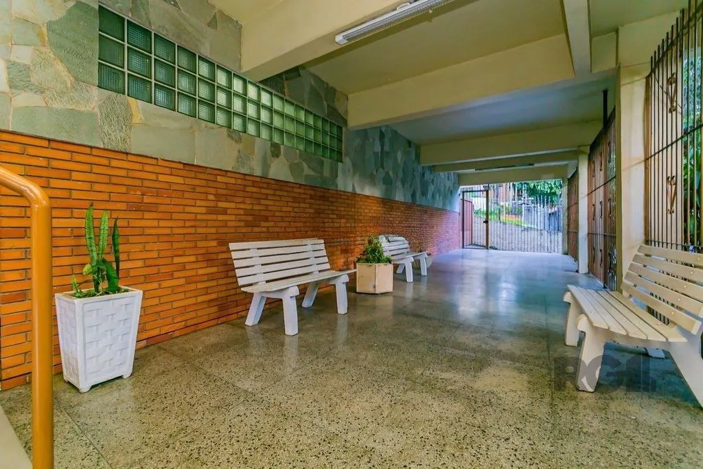 Imagem Apartamento térreo 67m² - 2 dormitórios e 1 vaga no bairro Higienópolis
