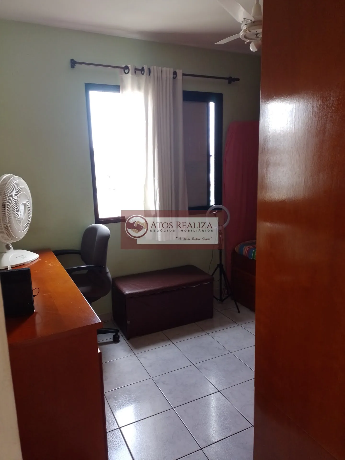 Imagem Compre Apto com sacada em Vila Santa Catarina - São Paulo