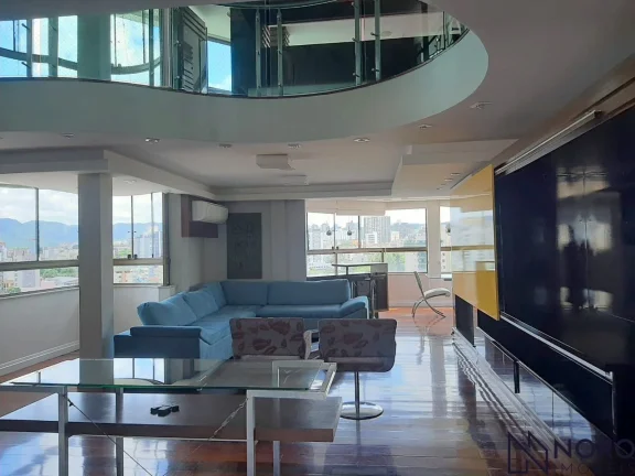 Imagem Cobertura Exclusiva com Piscina e 366m² – Sofisticação e Conforto em Alto Padrão