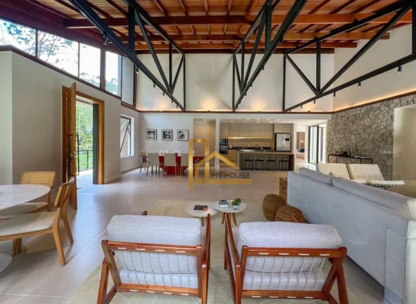Imagem Casa linear dentro de condomínio com 5 quartos (4 suítes) e lazer privativo!