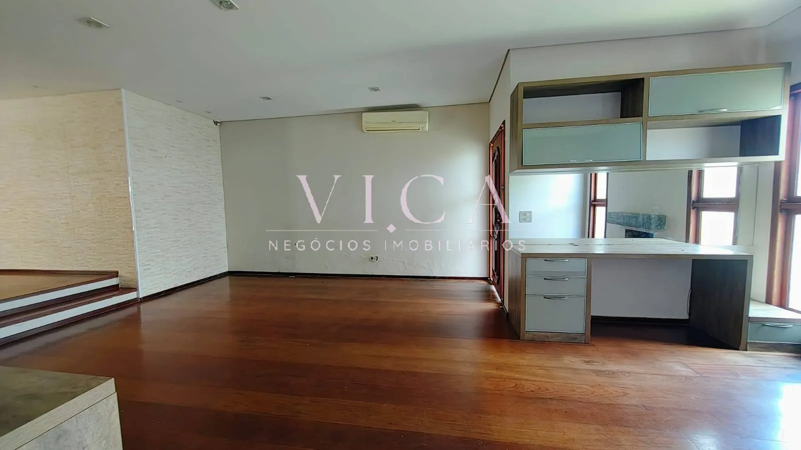 Imagem Casa a venda 220m² 3 dormitórios por R$ 1.850.000,00 - Alphaville/ SP
